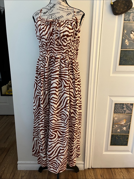 Lilly Morgan Dresses & Skirts - Strapless Smocked Zebra-Print Maxi Dress in Brown and White